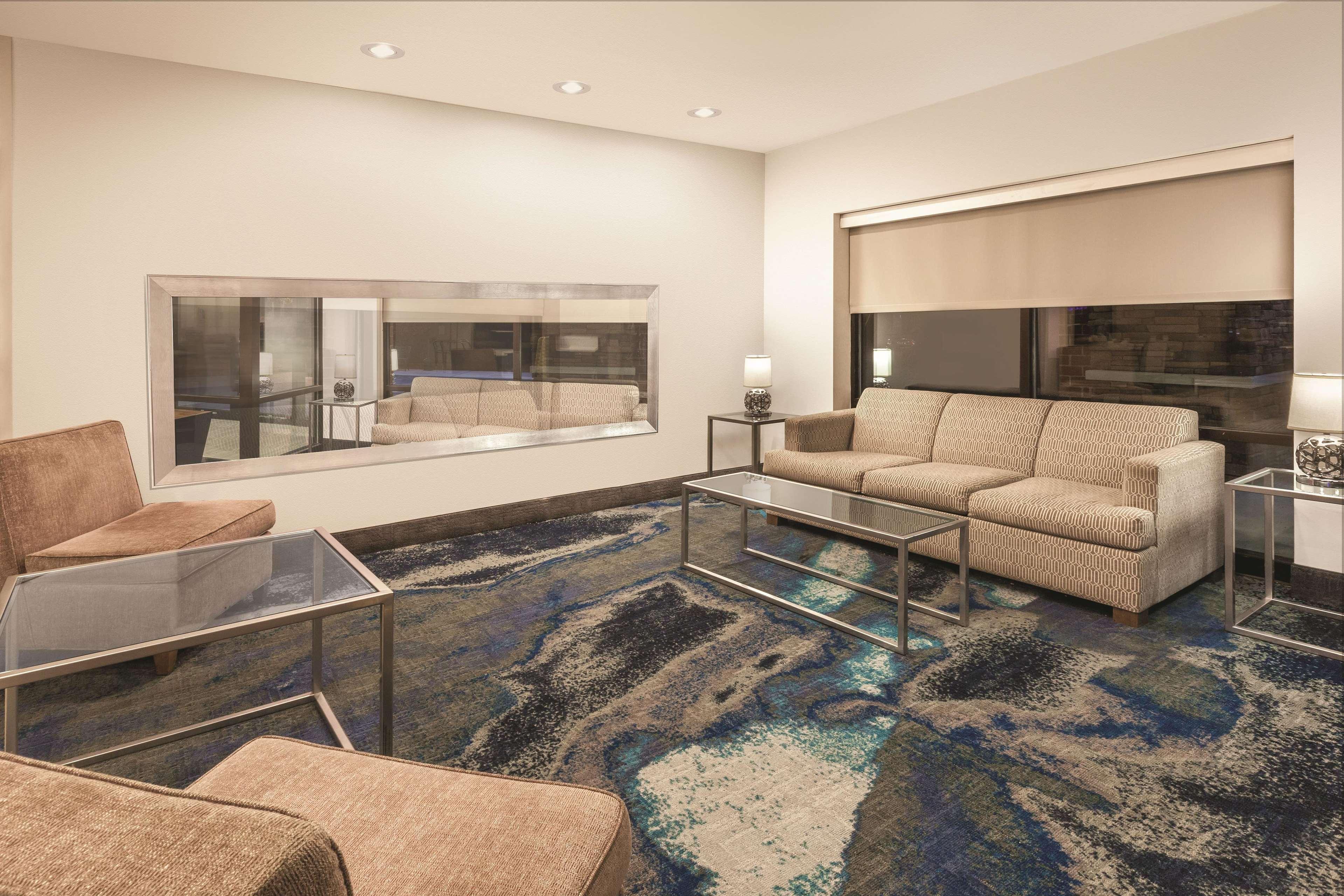 La Quinta By Wyndham Philadelphia Airport Hotel Essington Ngoại thất bức ảnh