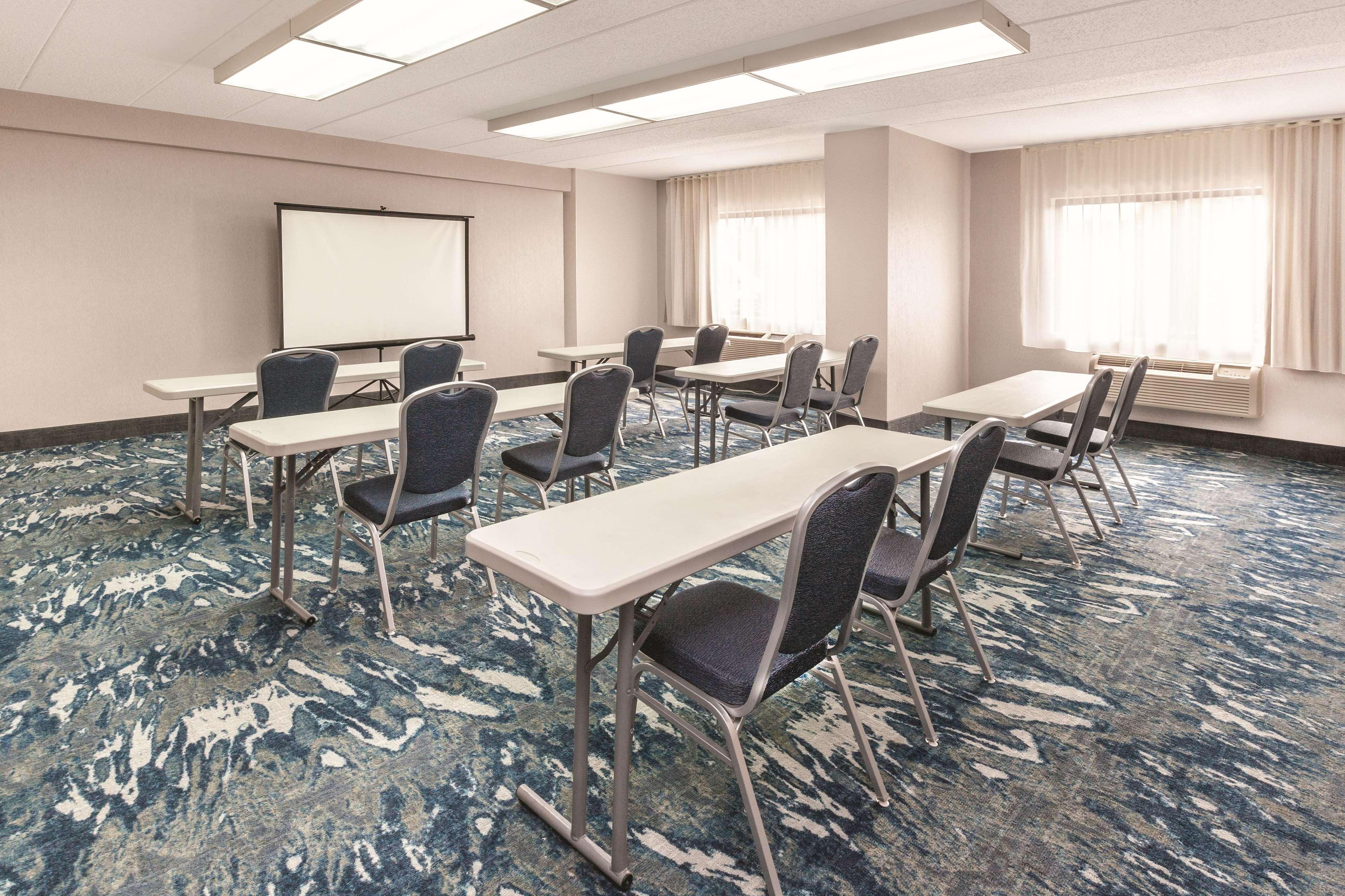La Quinta By Wyndham Philadelphia Airport Hotel Essington Ngoại thất bức ảnh