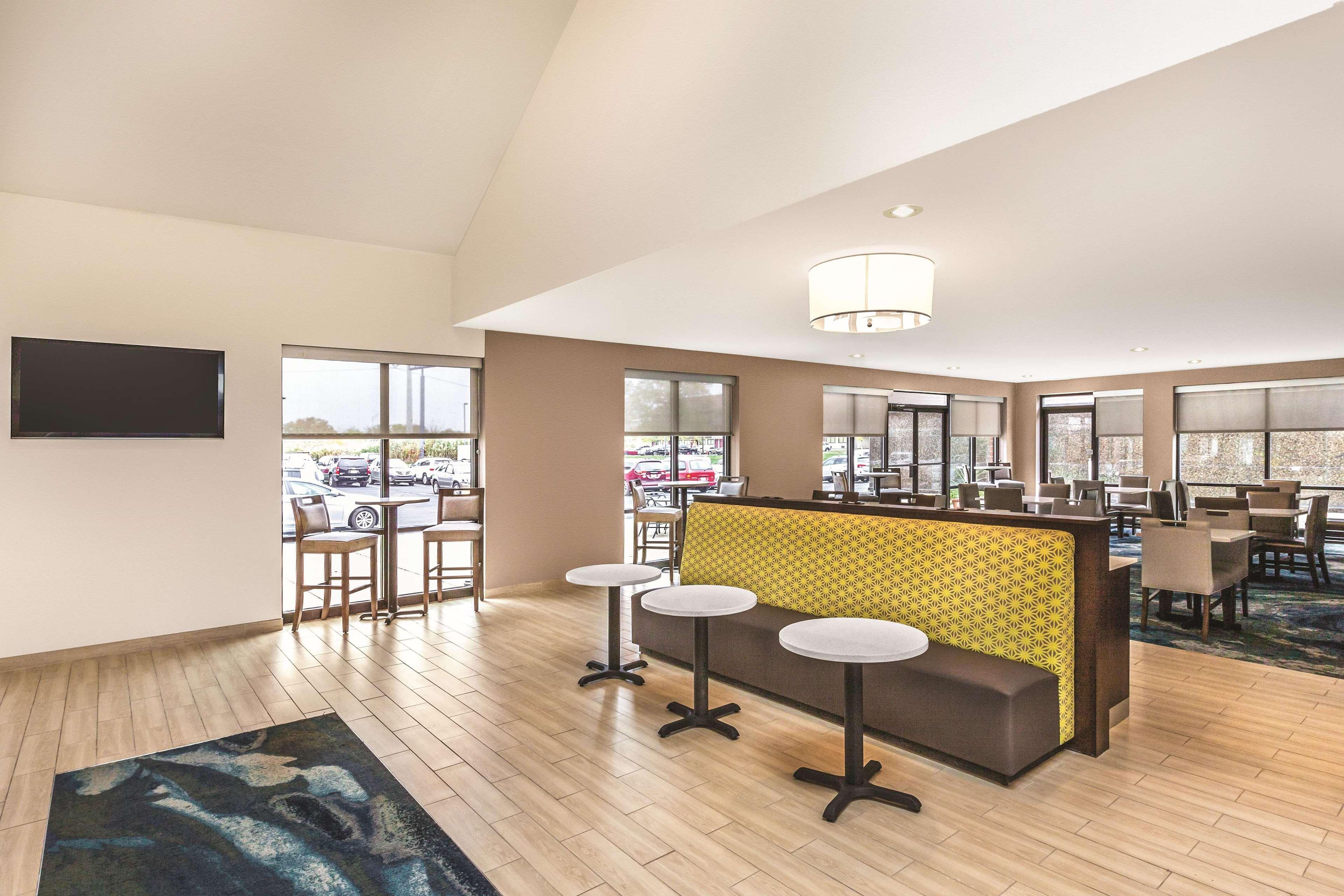 La Quinta By Wyndham Philadelphia Airport Hotel Essington Ngoại thất bức ảnh